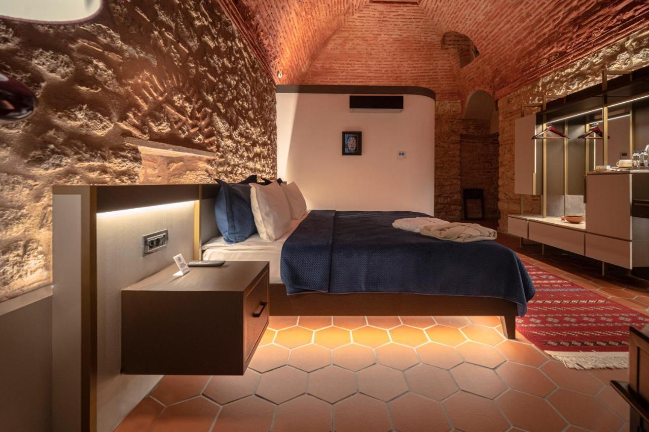 Han 1772 Hotel Isztambul Kültér fotó A room at the hotel