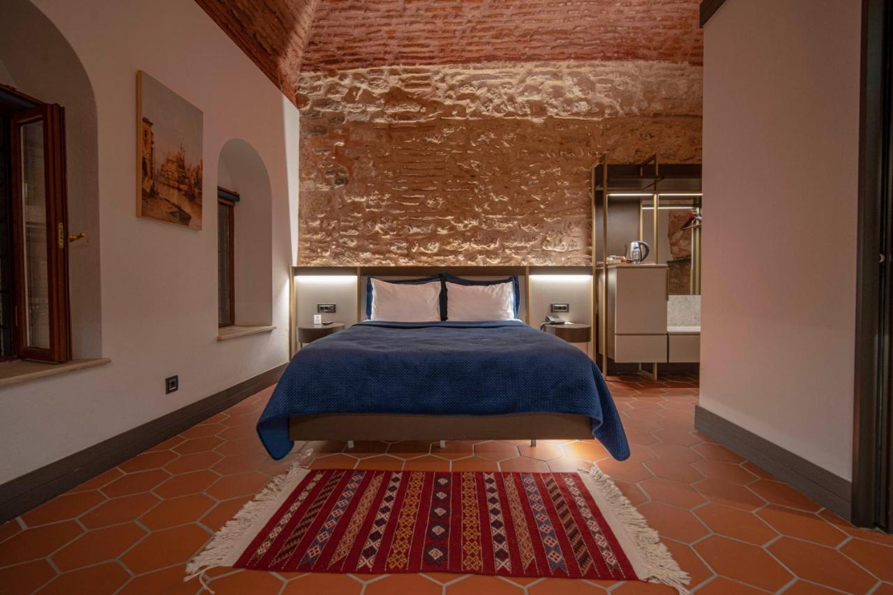 Han 1772 Hotel Isztambul Kültér fotó A room at the hotel